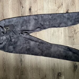 Fabletics Gray Leggings